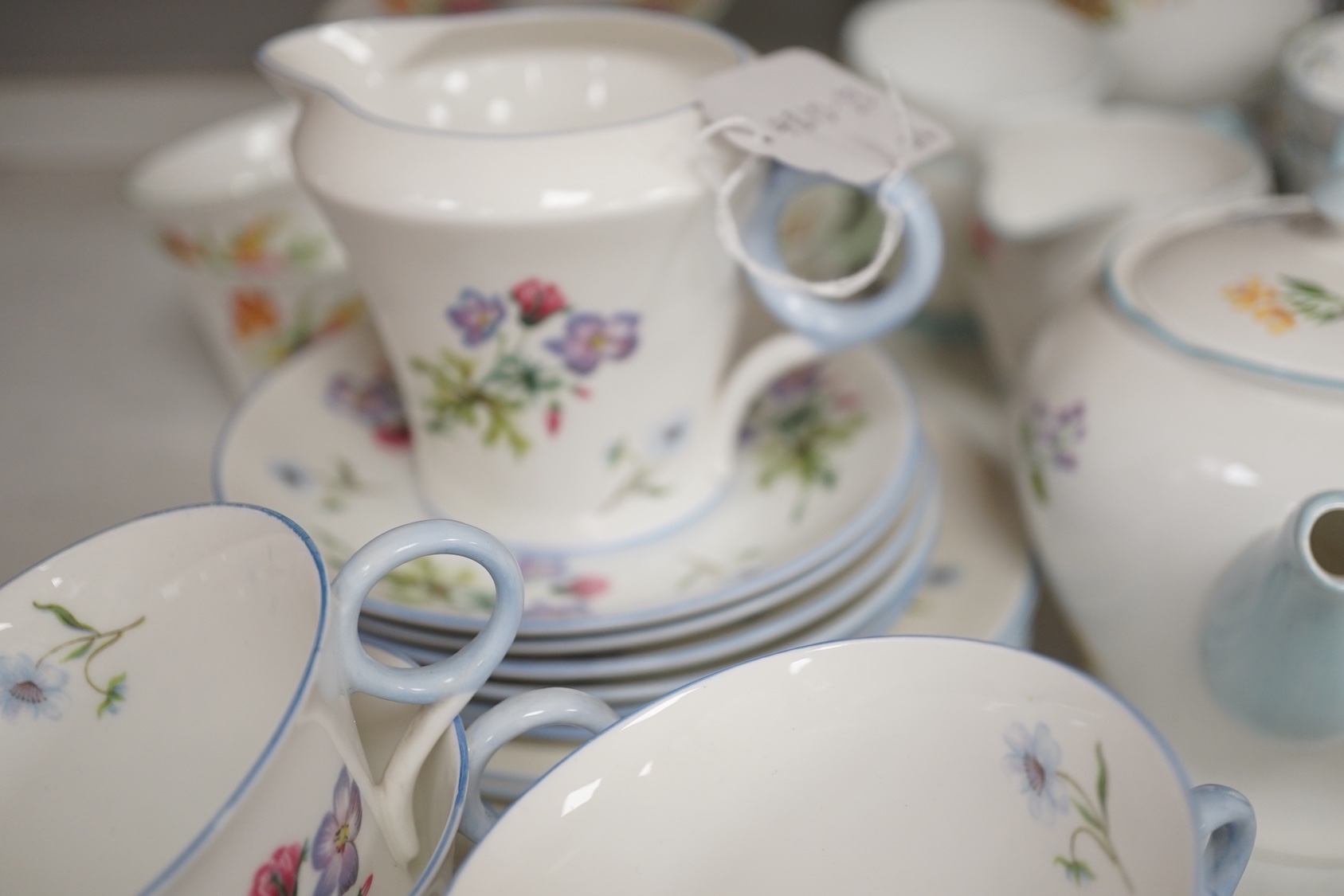 Large quantity of Shelley tea wares to include Syringo 12025, Wild Flowers 2823, Hydrangea 12318, WR 078 and Wild Flowers 13668